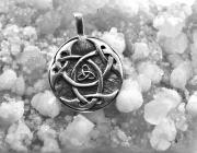 Stříbrný amulet Lughuv uzel.  070161035