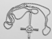 Přívěsek a řetízek Obrácený kříž s Pentagramem