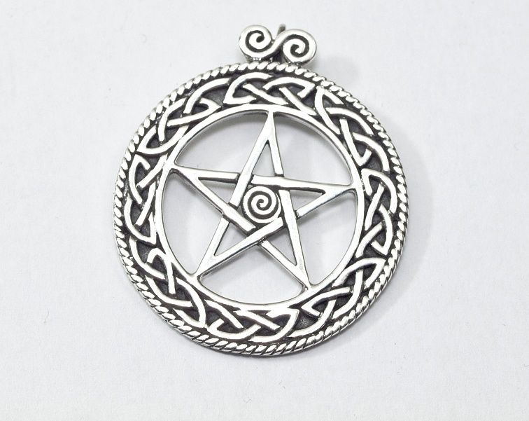 Stříbrný přívěsek autorský šperk Pentagram no. 032