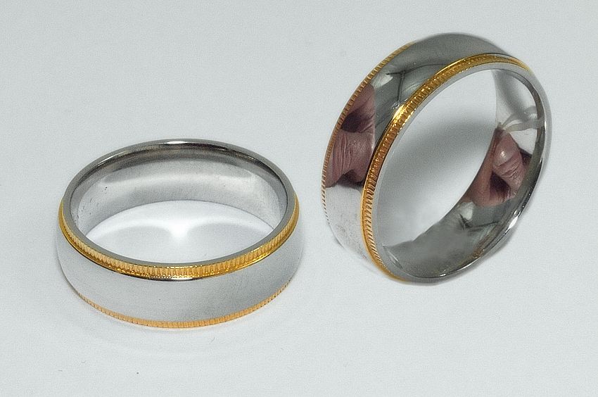 Prsten z chirurgické oceli, Kroužek 37022