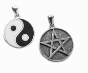 Stříbrný přívěsek Pentagram a Jing Jang