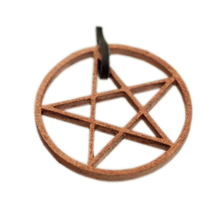 Dřevěný přívěsek Pentagram