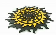 4 1. Dřevěná plastická dekorace, Černé Slunce