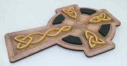 2. Dřevěná nástěnná plastika, Keltský kříž