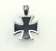 ocelový přívěsek Maltezský kříž 03