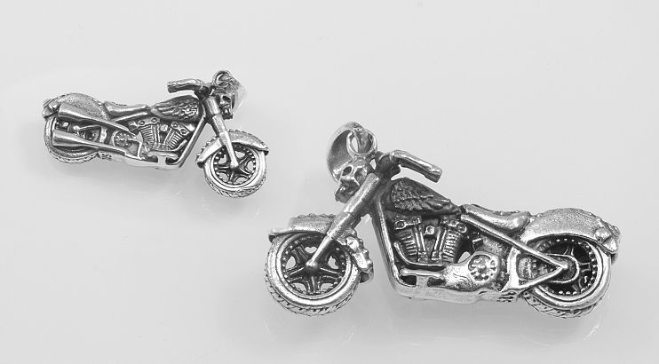 ThajskoSilvermanufacture. Stříbrný přívěsek Motorka CHopper V. AGPRIV620157