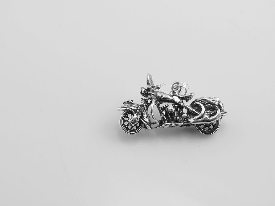 ThajskoSilvermanufacture. Stříbrný přívěsek, motorka Chopper No.9. AGPRIV620082